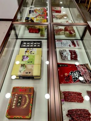 喬家柵上海醬鴨、龍華古寺羅漢餅&hellip;今年春節,這款&ldquo;最上海&rdquo;禮盒值得期待